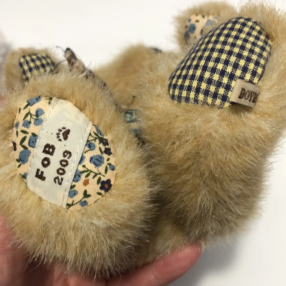 Bundle Of Four Teddy Bears - Picture 15 of 16